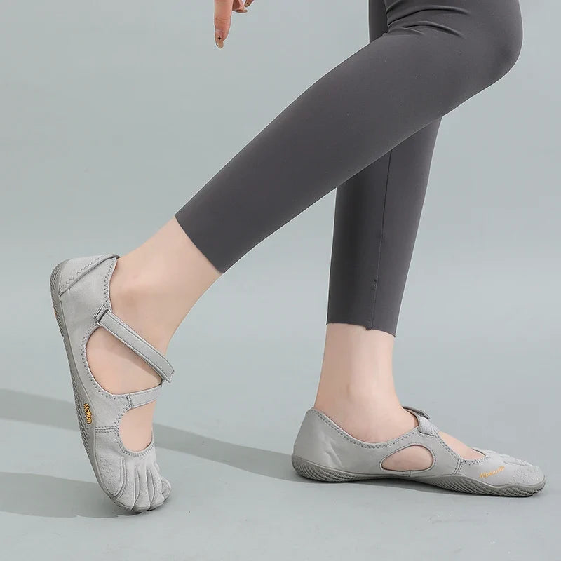 Amelia Five Toe Shoes